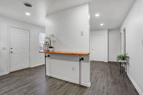 Shippensburg apartment for rent - Living room