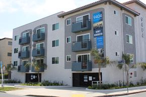 Los Angeles apartment for rent - 9404 Front