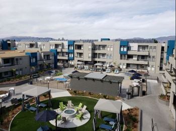 Commuity courtyard