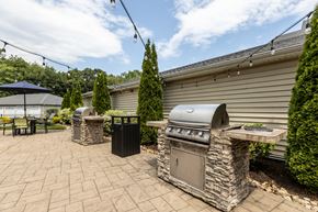 Milford apartment for rent - Grill Stations at Merion Milford Apartment Homes, Milford, CT, 06460