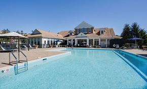 Groton apartment for rent - Sparkling Pool at The Ledges Apartment Homes, Groton, CT, 06340