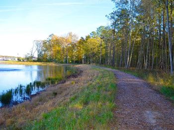 Lake side walking trail