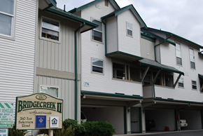 Bellingham apartment for rent - the building where the hotel is located