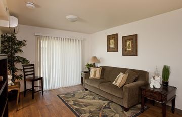 Ewa Beach apartment for rent - a living room with a couch and a table