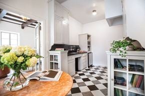 Los Angeles apartment for rent - Kitchen  at Villa Carlotta – Furnished Apartments, Los Angeles, 90028
