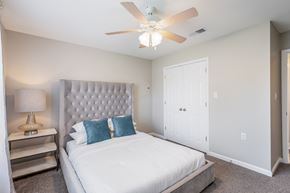 North Little Rock apartment for rent - Bedroom at The Retreat of Maumelle, North Little Rock, Arkansas