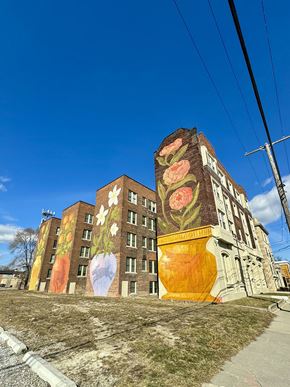Detroit apartment for rent - a mural on the side of a building