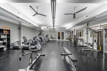 State-of-the-art fitness center at west 39th street apartments
