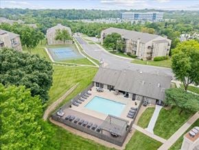 Kansas City apartment for rent - Aerial view of pool at Cloverset Active Adult Apartments, Kansas City, MO