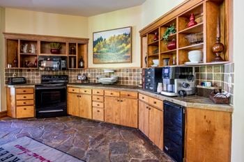 Well equipped and decorated kitchen
