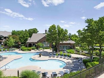 Shimmering swimming pool with wi-fi access