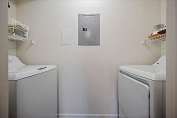Washer and dryer setup at stonebriar apartments