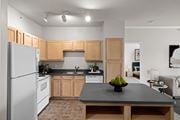 Olathe apartment for rent - Kitchen at Stonepost Lakeside Apartment Homes, Olathe, KS