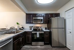 Charleston apartment for rent - Renovated kitchen at Shadowmoss Pointe in Charleston South Carolina