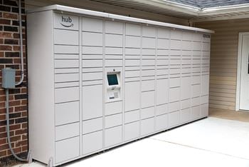 Package hub