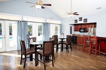 Clubhouse with wi-fi