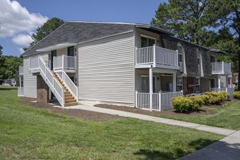 Private balcony/patio (select homes)