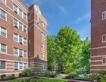 Professionally landscaped outdoor pocket gardens and courtyards