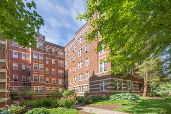Professionally landscaped outdoor pocket gardens and courtyards