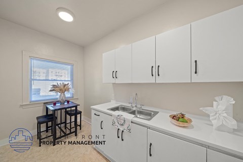 Floor plan for studio, 1 bath, 576 sqft