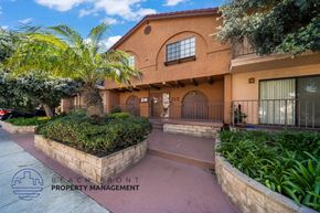 Inglewood townhouse for rent - the building in which the apartment is located