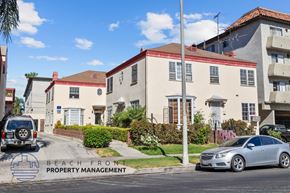 Los Angeles apartment for rent - an image of a house with a car parked in front of it