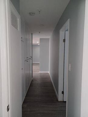 Hawthorne apartment for rent - hallway