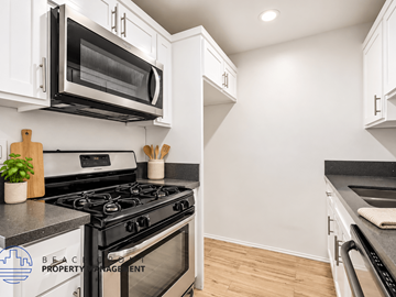 Long Beach apartment for rent - 500 Junipero Ave.