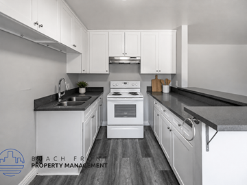Long Beach apartment for rent - 2159 Elm Ave.
