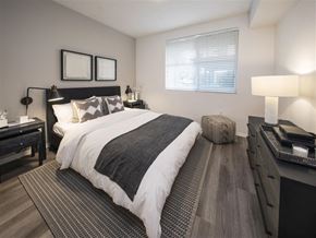 Los Angeles apartment for rent - Bedroom With Expansive Windows at 1724 Highland, Los Angeles, CA