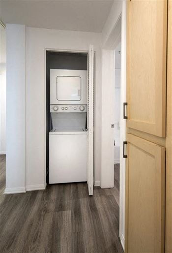 Washer and dryer in apartment