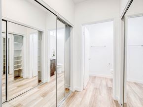 Los Angeles apartment for rent - a bedroom with a mirror and a closet