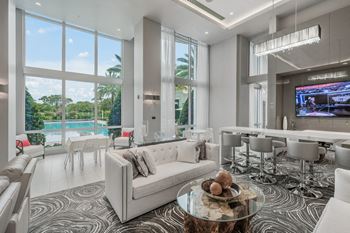 Clubhouse with wi-fi in common areas