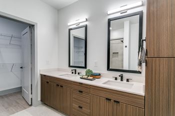Double vanity sinks*