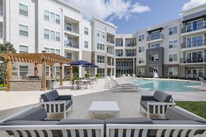 Covington apartment for rent - Relaxing pool with outdoor grilling area.