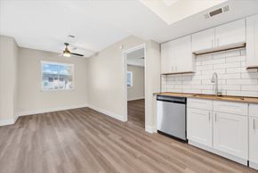 Las Vegas apartment for rent - a kitchen and living room in a 555 waverly unit
