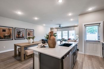 Kitchen islands*