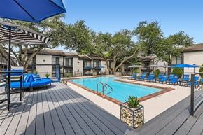 Austin apartment for rent - our apartments have a swimming pool and lounge chairs