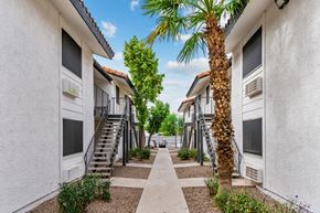 Phoenix apartment for rent - the enclave at homecoming terra vista walkway