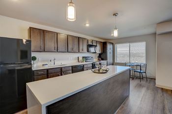 Oversized, kitchen islands*