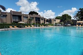 Miami Lakes apartment for rent - the swimming pool at the resort at longboat key club