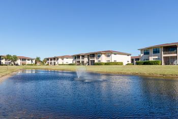 Scenic lake w/ greenspace