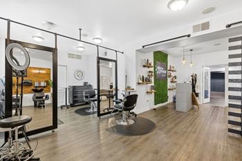 On-site urbane salon