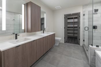 Modern bath vanities