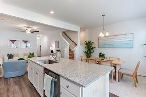 Goose Creek townhouse for rent - kitchen island
