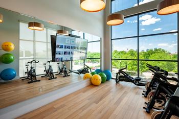 Yoga & spin studio