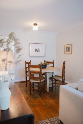 Nashville apartment for rent - A dining room with a white table and chairs.