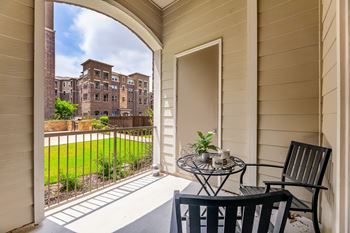 Courtyard, pool & golf course views available