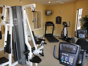 Temple apartment for rent - a gym with a lot of equipment in it