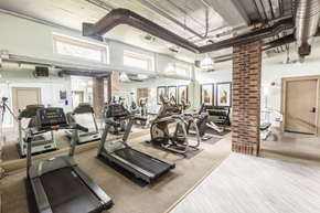 Fort Worth apartment for rent - gym amenity in fort worth apartments